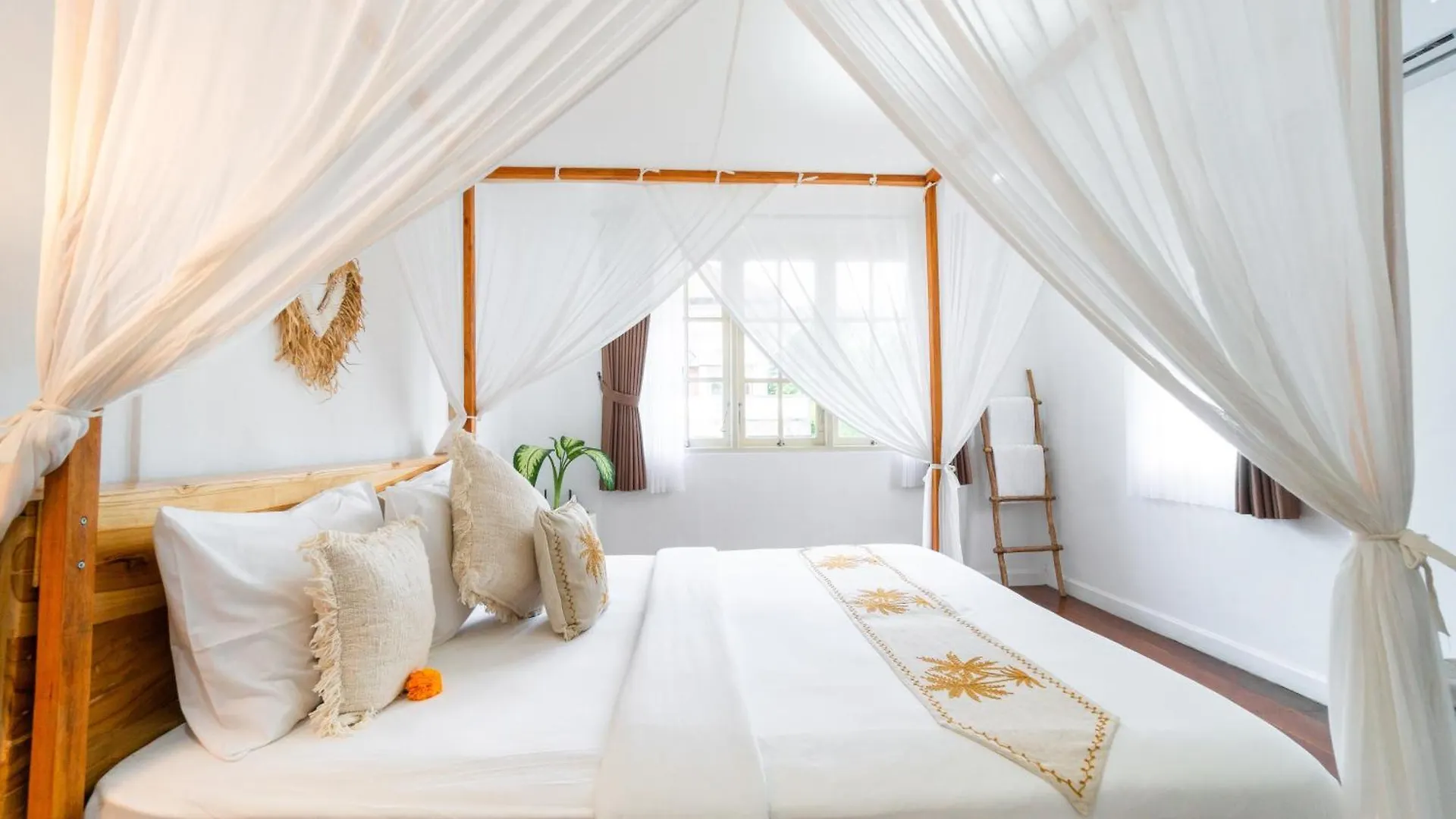 Villa Putri Mila Seminyak 0*,  Indonézia